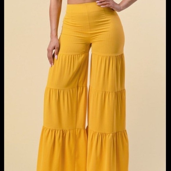 Sunny 2pc Set - Picture 2 of 2